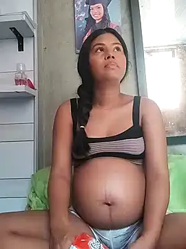 julietta1453 online show from December 2025 02:44:02 PM