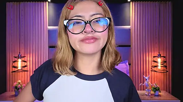 AlanaWalker9 online show from April 2026 11:31:02 AM