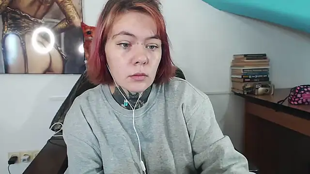 The ICE woman online show from September 2025 02:22:01 AM