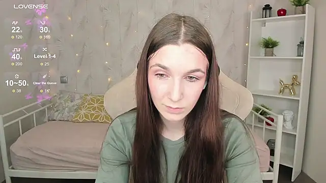 Miss   Eva online show from September 2025 12:11:01 AM