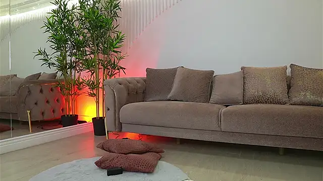 TifannyRay online show from May 2026 05:15:02 AM