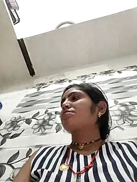 LUCKY cut online show from April 2026 06:14:02 PM