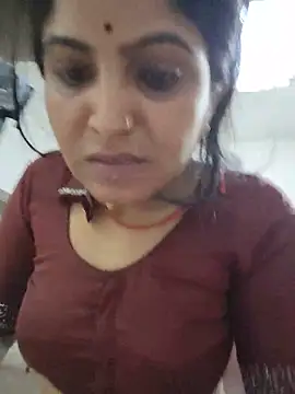 Snapshot of LUCKY_cut chatting on June 2026 12:02:02 AM LUCKY cut online show from June 2026 12:02:02 AM