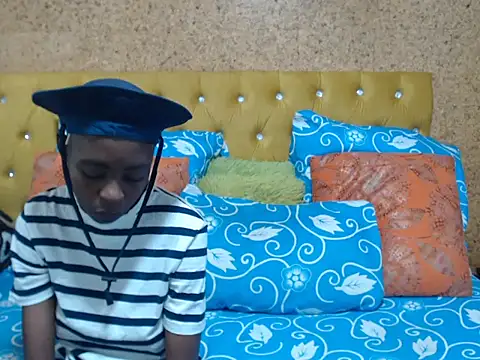 SweetSlenderChoc online show from February 2026 03:31:01 PM