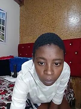 SweetSlenderChoc online show from May 2026 11:10:01 PM