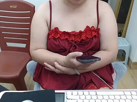 Hana Mina online show from September 2025 02:18:02 PM
