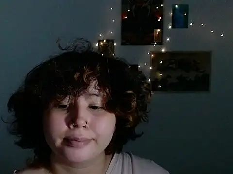 Snapshot of WendyMonet chatting on July 2026 04:07:01 AM WendyMonet online show from July 2026 04:07:01 AM