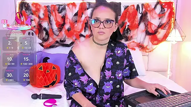 LilithValmare online show from October 2025 03:05:01 AM