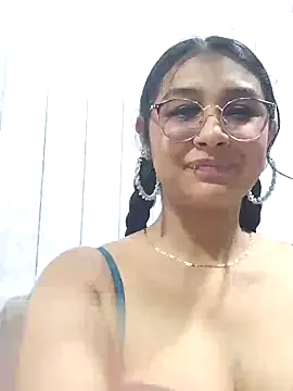 Snapshot of Emiily_Johamson chatting on September 2025 03:08:01 AM Emiily Johamson online show from September 2025 03:08:01 AM