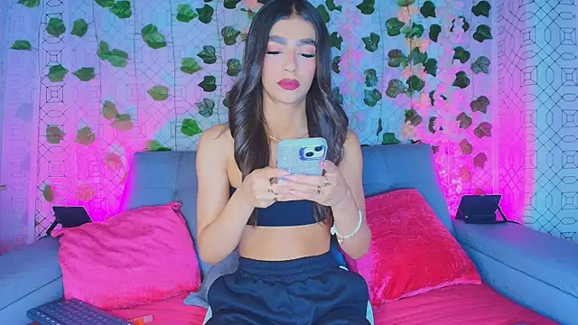 collet 1 online show from September 2025 12:10:01 PM