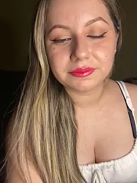 Model930 online show from September 2025 06:33:02 PM