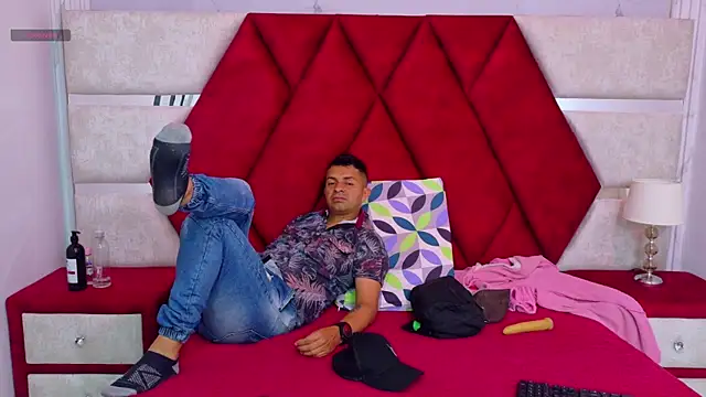 Kity spiderr online show from October 2025 12:30:01 PM