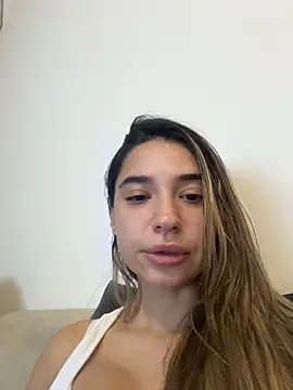 ItalianGirl online show from November 2025 10:20:02 PM