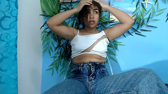 skinnysofia18 online show from July 2026 03:16:01 PM