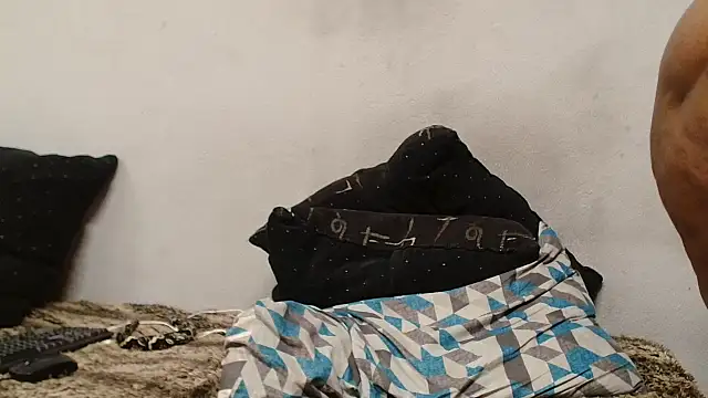 ROYALASS25 online show from February 2025 08:59:02 AM