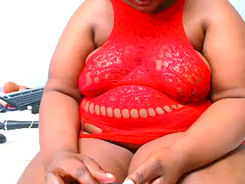 ROYALASS25 online show from March 2025 08:19:02 PM