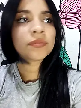 Snapshot of ValerieLove_ chatting on September 2025 08:34:01 PM ValerieLove online show from September 2025 08:34:01 PM