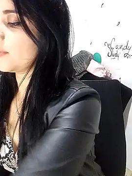 Snapshot of ValerieLove_ chatting on October 2025 07:34:02 PM ValerieLove online show from October 2025 07:34:02 PM