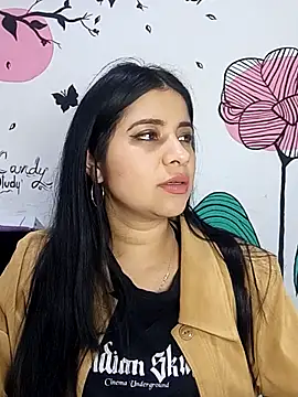 Snapshot of ValerieLove_ chatting on October 2025 07:22:02 PM ValerieLove online show from October 2025 07:22:02 PM