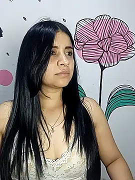 Snapshot of ValerieLove_ chatting on October 2025 09:01:01 PM ValerieLove online show from October 2025 09:01:01 PM