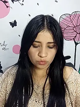 Snapshot of ValerieLove_ chatting on October 2025 07:45:01 PM ValerieLove online show from October 2025 07:45:01 PM