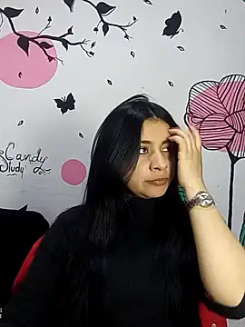 Snapshot of ValerieLove_ chatting on October 2025 08:31:02 PM ValerieLove online show from October 2025 08:31:02 PM