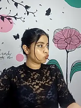 Snapshot of ValerieLove_ chatting on October 2025 07:36:02 PM ValerieLove online show from October 2025 07:36:02 PM