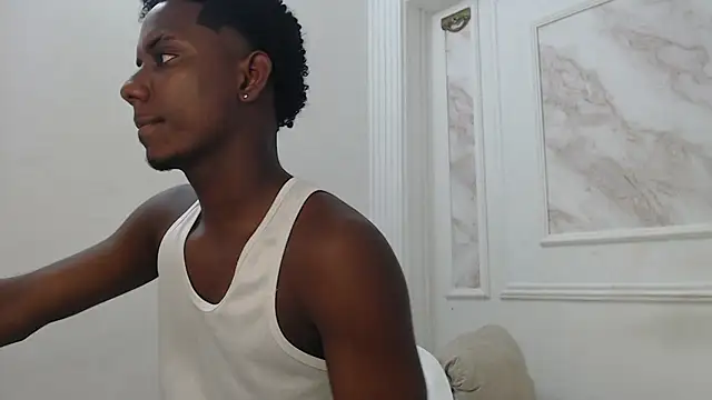 Snapshot of Amare_25 chatting on October 2025 07:18:01 PM Amare 25 online show from October 2025 07:18:01 PM