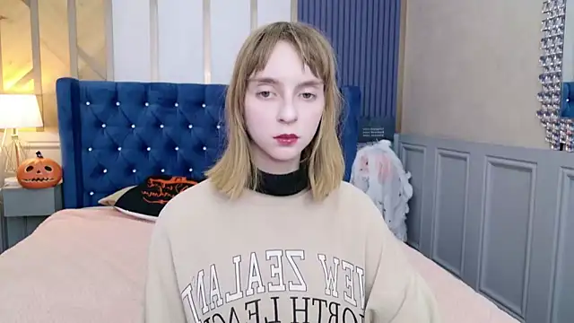 Beverly Gomes online show from November 2025 05:51:01 AM