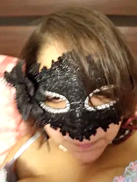 LOCA GIRL online show from October 2025 09:53:02 PM