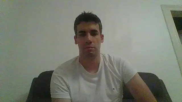 JulioIsHere4you online show from September 2025 03:52:01 AM