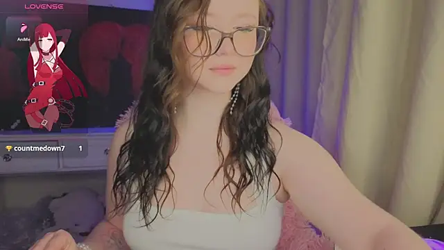 hornyprincess19 online show from October 2025 12:41:02 PM