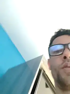 Snapshot of KayoXV chatting on November 2025 02:33:01 PM KayoXV online show from November 2025 02:33:01 PM