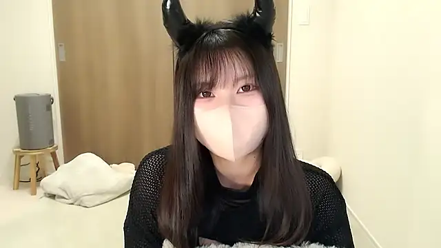 moka-neko online show from October 2025 11:44:01 AM