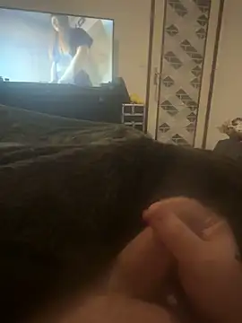 Snapshot of Badking9377 chatting on November 2025 10:21:01 PM Badking9377 online show from November 2025 10:21:01 PM