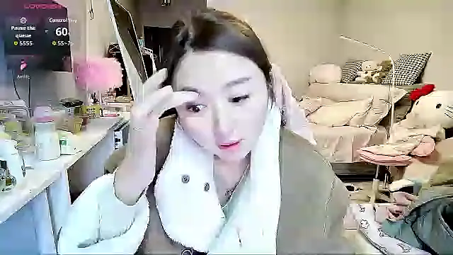 Diva VVN online show from October 2025 11:59:01 PM