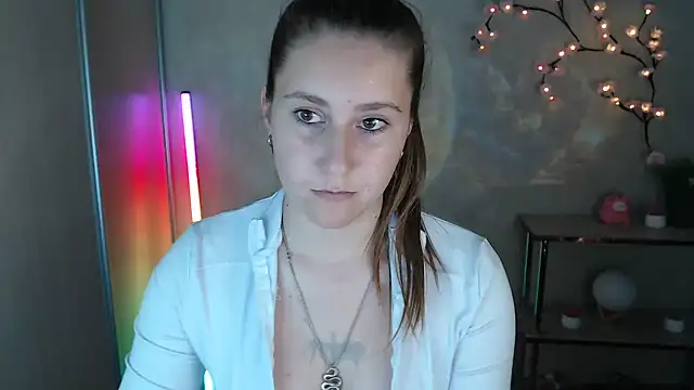 Milka kamila online show from July 2026 03:03:02 PM