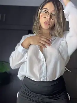 ShyNotSorryXXX online show from September 2025 01:02:01 PM