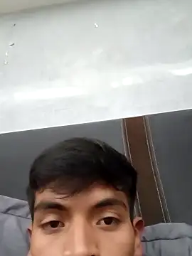 DavidVergagigante420 online show from November 2025 06:01:01 AM