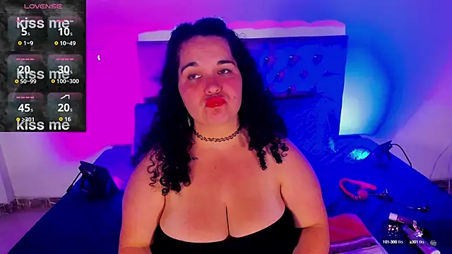 Reichel 05 online show from September 2025 03:17:01 AM