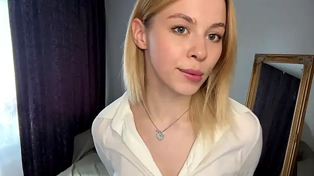 Lil Elisa online show from September 2025 11:21:01 AM