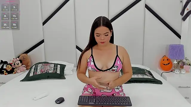 AlanaCusack online show from October 2025 11:50:01 AM