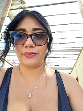 Monse--145 online show from September 2025 01:59:01 PM