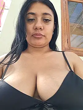 Monse--145 online show from April 2026 01:52:02 PM