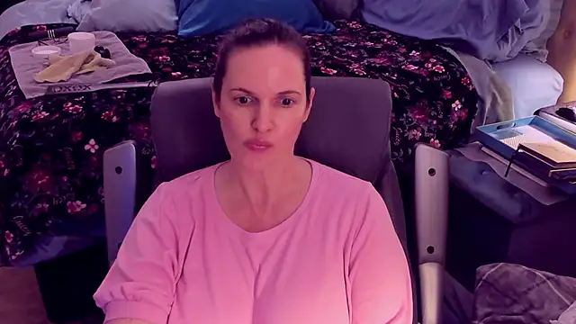 Snapshot of ninajaymes chatting on January 2025 05:13:01 AM ninajaymes online show from January 2025 05:13:01 AM