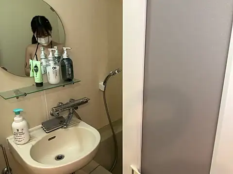 Nakadashi-kun online show from October 2025 11:44:02 AM