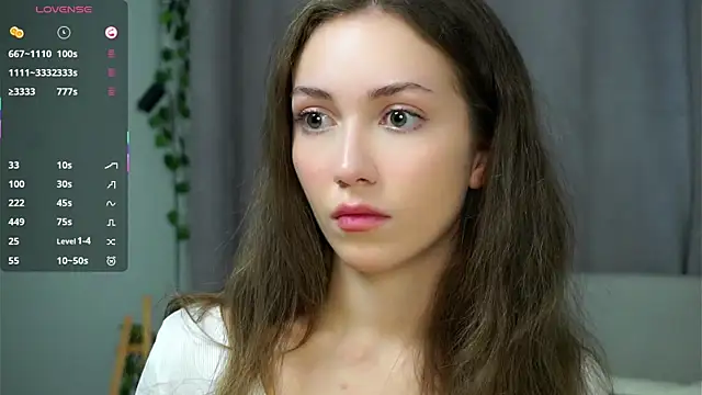 ZeniaBolich online show from October 2025 09:43:02 PM