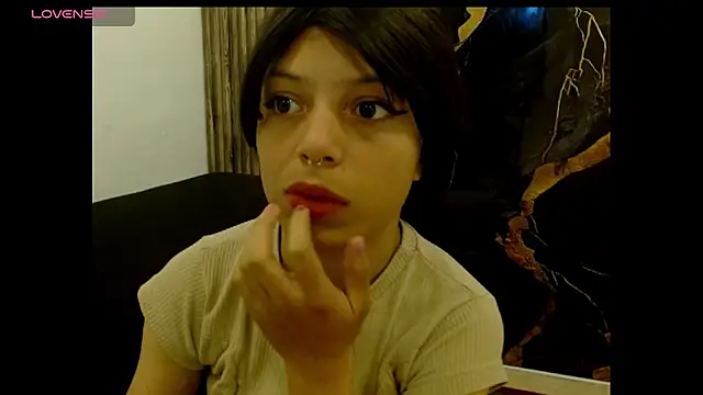 EIVIY1609 online show from September 2025 01:44:02 PM