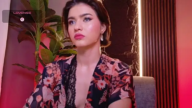 Snapshot of La_Diabla_111_ chatting on October 2025 12:03:01 PM La Diabla 111 online show from October 2025 12:03:01 PM