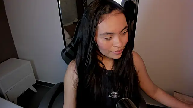 allie bruce online show from July 2026 07:50:01 PM